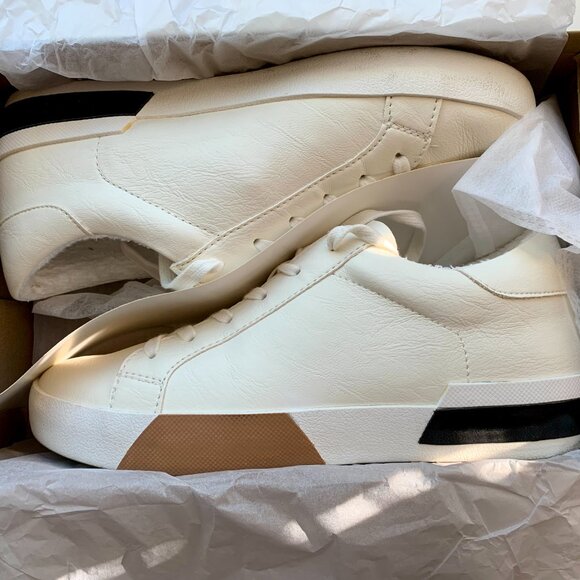 Low top Athleisure sneakers, off-white, black, and tan, size 9 by Maker's Shoes - Picture 4 of 13